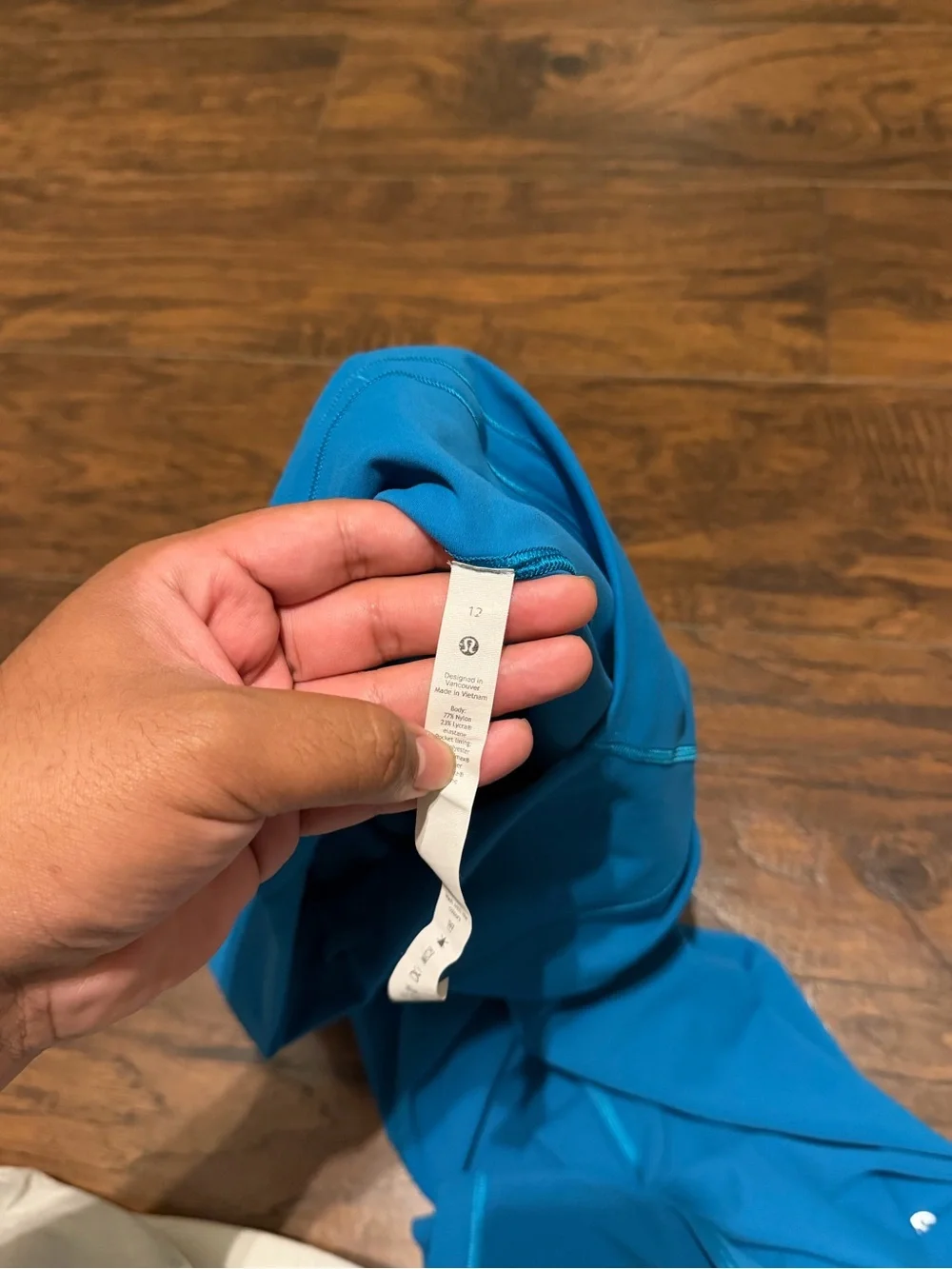 lululemon athletica excellent conditions